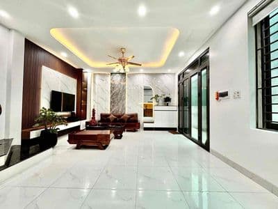 Bán nhà tây tựu - 40m x 5 tầng - 5.95 tỷ