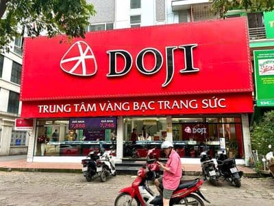 Cho thuê góc 2mt đường lý thường kiệt, ngang 15, trệt 3 lầu