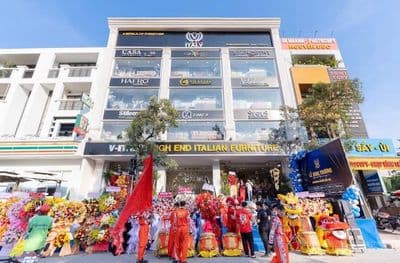 Cho thuê mặt tiền kd ngang 12m, hầm trệt 4 lầu đường phan văn trị