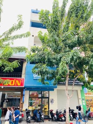 81 Phan Xích Long Ngang 4.2x18 6 Tầng Thang Máy 500m2 đẹp làm spa vp
