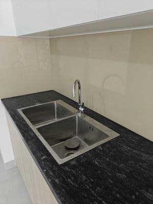 Cho thuê căn hộ 1pn+ sẵn rèm giàn phơi bờ kè lái thiêu