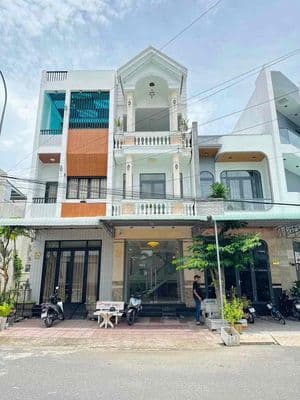 C.g - cho thuê nhà trệt 2 lầu đường số 3 khu dân cư đại học y dược