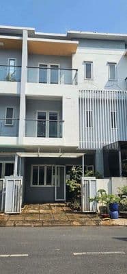 Bán nhà Mega Village Khang Điền, 75m2, 3 tầng, hiện trạng thô, 8tỷ TL