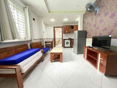 Hot Căn hộ 1 phòng ngủ full nội thất có hầm ce thang máy bảo vệ