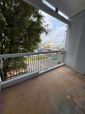 Cho thuê lâù1 mt hồng bàngq5, 72m², lối đi riêng, hợp studio,kd online