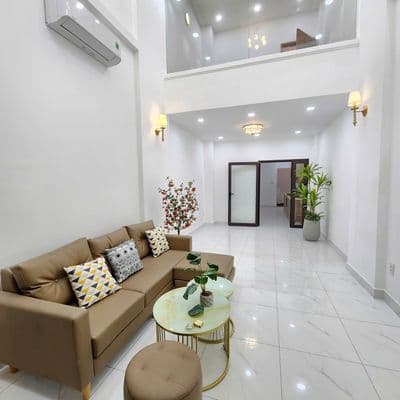 Cho thuê nhà mới Ngô Tất Tố, 3 tầng 4pn3wc, 4 x 20m, hxh
