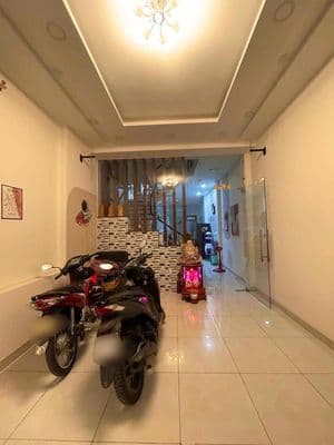 Nhà hẻm xe hơi lâm hoành, 4.05x20m trệt 1 lầu st. chủ bán để về quê