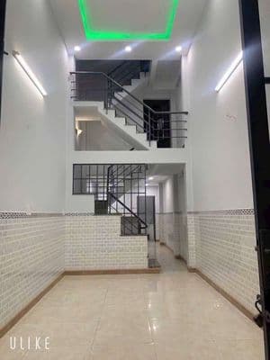 Chủ gửi nhà cho thuê Xuân Thới Sơn gần Ngã Tư Hóc Môn, 2lầu 3phòng