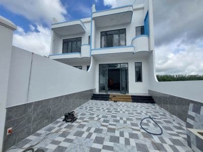 Nhà mới xây, 1 lầu, 3 phòng ngủ, ngay KCN Phước Đông. 1,8 tỷ