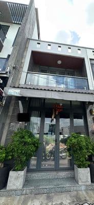 B.án nh.à, gần P.Thuận, HXH, hơn 5tỷ, 2 tầng, 4x13, Q7