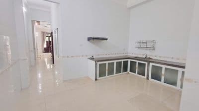 Nhà 2 tầng 3pn 3wc mt khu hồ nghinh