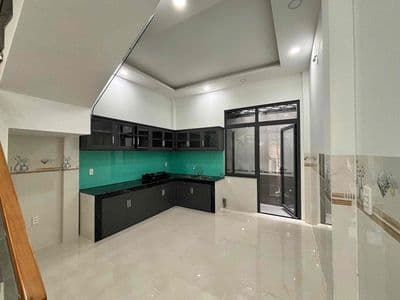 Nhà mới xây 3 phòng sân thượng 2 lầu Võ Văn Hát