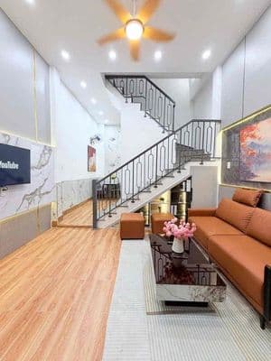 cho thuê nhà 3 tầng kiệt Hoàng Diệu, Hải Châu gần Nguyễn Văn Linh