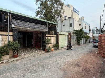 hẻm tải bự gần mặt tiền tiện văn phòng công ty