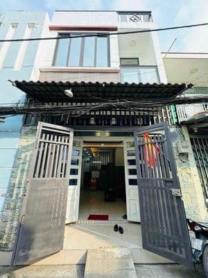 Nhà nguyên căn 2 mặt tiền – giá chỉ 12triệu/tháng, hiếm có khó tìm!