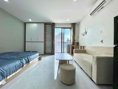 Studio ban công máy giặt riêng full nội thất thoáng ngay bà chiểu