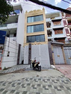 Cho thuê nhà MTKD tên lửa dt 6*20m có hầm
