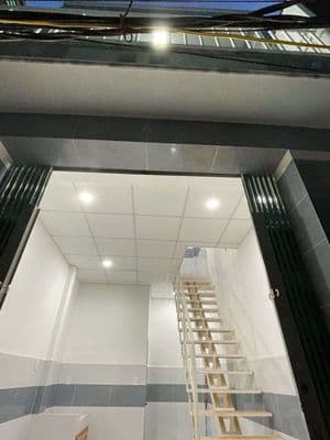 Nhà 1 lầu ngay Ngã tư đường Mã Lò và Hương Lộ 2 Bệnh Viện Bình Tân