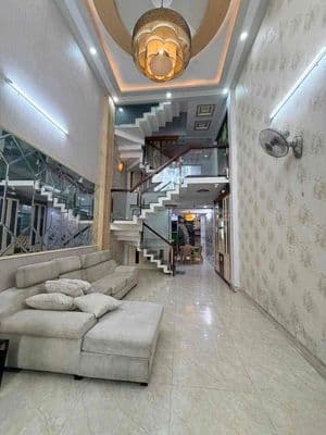 Nhà mới Nc nup hẻm 323/ Thống Nhất P11
