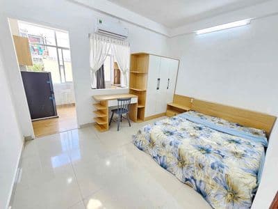 Trống căn phòng ngủ tách bếp nội thất như hình ngay Bùi Đình Tuý