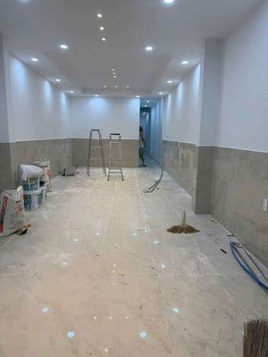 nhà mới xây sạch sẽ