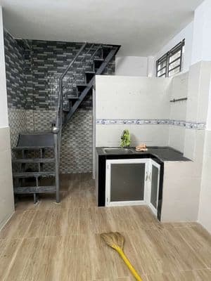 Bán nhà 2 tầng đường số 43, Quận 4, 2.9 tỷ