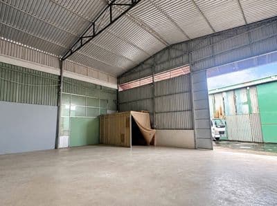 Cho thuê kho Phạm Hữu Lầu 250m² xe tải thuận tiện xuất VAT 20 triệu