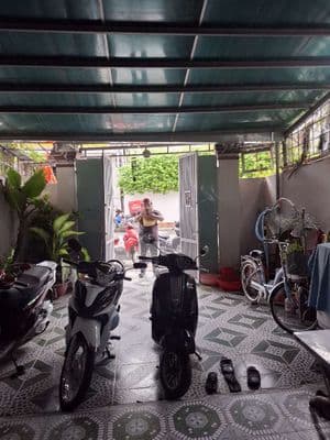 bán dùm bà cô nhà 1 trệt 2 lầu đường thạnh lộc 41 phường thạnh lộc