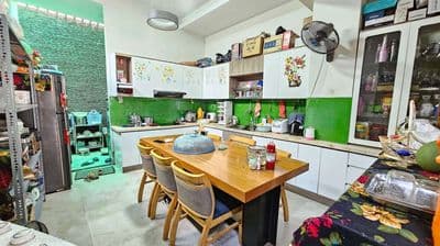 Mặt tiền kd lô góc -ngay chợ tân hương - 74m2- 5 tầng-5pn -giá 7,45 tỷ
