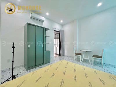 Studio Bạch Đằng