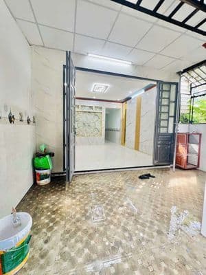 nhà đối diện trường FPT thái hòa cũ