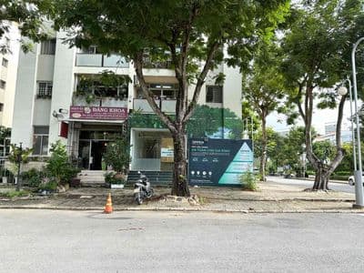 Mặt bằng 90m2 góc 2 mặt tiền đường hà huy tập, phú mỹ hưng q7 giá rẻ