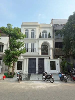 Nguyên căn 5x25m | 4 Tầng 5PN| Ngay Nguyễn Văn Hưởng Thảo Điền