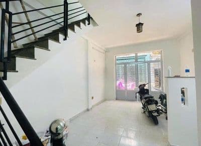 Hẻm Lạc Long Quân - Quận Tân Bình, 50m2, 1 Trệt 1 Lầu, 2 Phòng 2WC