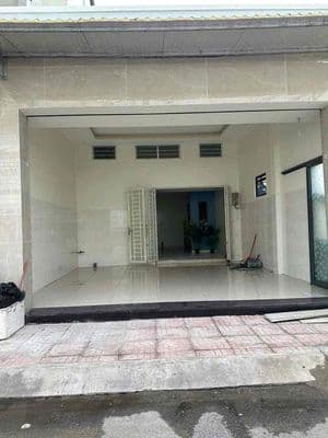 CHo THue Nhà Mặt đường 22 Gan Cao Đẳng Cong Thuong