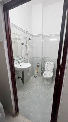 Cho thuê nhà nguyên căn, 2PN, 2WC, lâu dài, hẻm Quang Trung, Gò Vấp