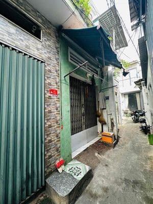 Bán Nhà 1/. Đường số 4 p16. dt 19m2. trệt lầu. 2.25 tỷ