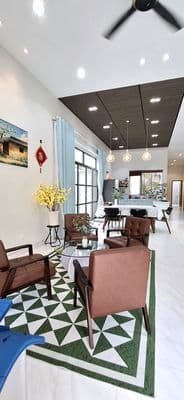 Bán nhà mới, cách đường lớn 20m, chính chủ