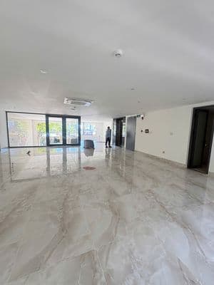 Cho mặt bằng tầng lửng đường tố hữu, 150 m2 sàn