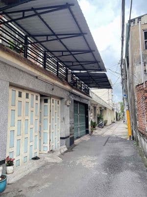 Nhà hẻm xe hơi kinh dương vương 5x12m cách mặt tiền 50m, aeon mall 1km