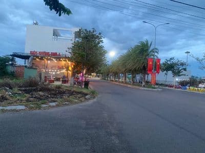 Bán đất đẹp 149,4m² – vị trí thuận lợi, gần quảng trường, quốc lộ