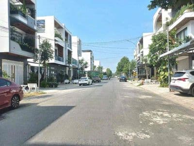 Nhà trệt lửng trống suốt 5x16 điện 3pha KDC Hồng Loan phù hợp sản xuất