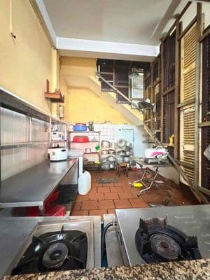 Cho thuê nhà 2 Tầng Trống Suốt MT Đường Đống Đa vị trí KD Sầm Uất