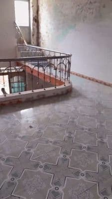 Nhà gác lững đúc kiệt tôn đản