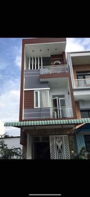 bán nhà 1 trệt 2 lầu