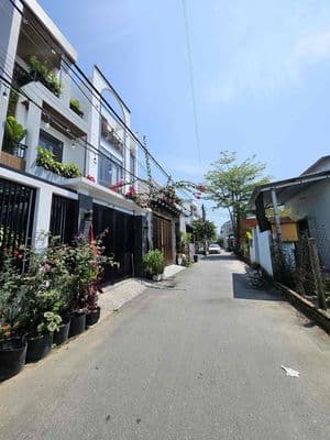 BÁN ĐẤT 2 mặt tiền đường oto kiệt cách đường Bình Kỳ hơn 10m giá 3 đ