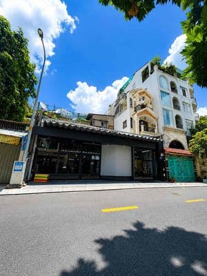 Cho thuê mb mặt tiền q10 - ngang 13m - 45 triệu