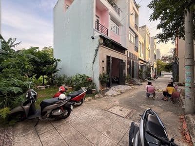 Bán đất trống đường số 9 — sát vách vạn phúc city