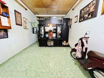 Bán nhà cũ tiện xây mới đường Lê văn Duyệt 48m2 giáp Quận 1 sát HXH