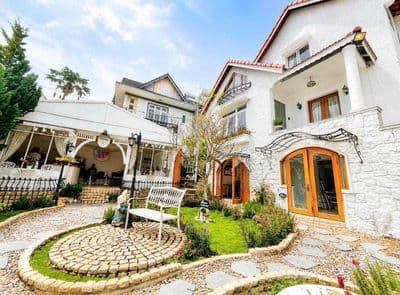 Villa Pháp Qua Đẹp - Ngay Hoàng Diệu Chỉ 3 Phút Đã Tới Hồ Và Chợ Đêm